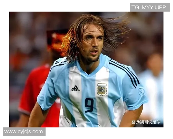 博主化身足球明星展现带球技巧引发网友热议与模仿热潮