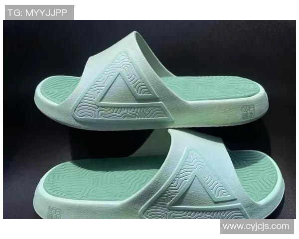 篮球明星拖鞋引领时尚潮流舒适与运动的完美结合尽显个性魅力